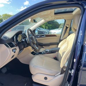 صورة مصغرة 32 لـ 2019 Mercedes-BENZ GLS