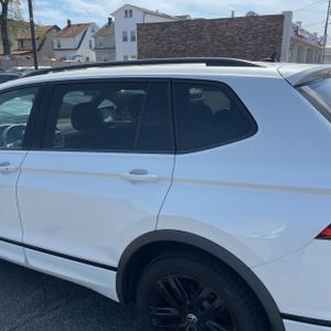 VOLKSWAGEN TIGUAN SE R-LINE BLACK 4MOTION - 6