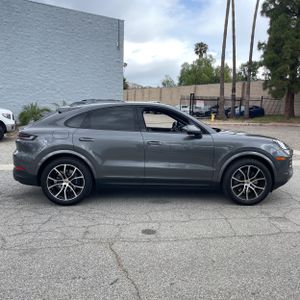 PORSCHE CAYENNE COUPE - 10