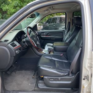 صورة مصغرة 32 لـ 2008 Cadillac ESCALADE BASE