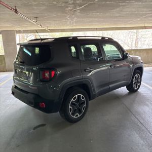 JEEP RENEGADE TRAILHAWK - 8