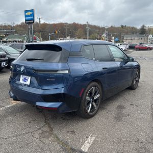 BMW IX XDRIVE50 - 8