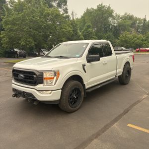2022 FORD F-150 XLT photo 1