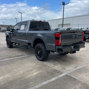 FORD F-250 SUPER DUTY LARIAT - 5