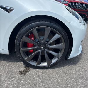 صورة 20 لـ 2020 Tesla MODEL 3 PERFORMANCE