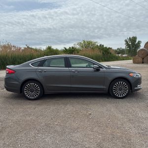 FORD FUSION TITANIUM - 10