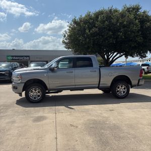 2024 RAM 2500 LARAMIE 照片 3