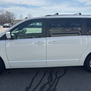 DODGE GRAND CARAVAN SXT - 4