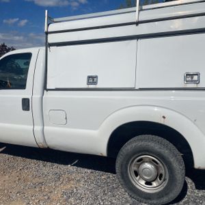 FORD F-250 SUPER DUTY XL - 6
