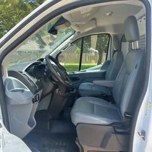 صورة مصغرة 31 لـ 2019 FORD TRANSIT 250