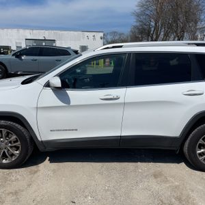 JEEP CHEROKEE LATITUDE PLUS - 4