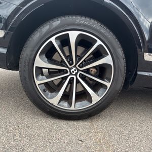 صورة مصغرة 19 لـ 2024 Bentley BENTAYGA EWB