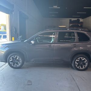 2025 Subaru FORESTER PREMIUM 照片 4