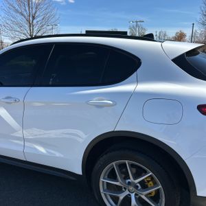 Alfa Romeo Stelvio Sport AWD - 6