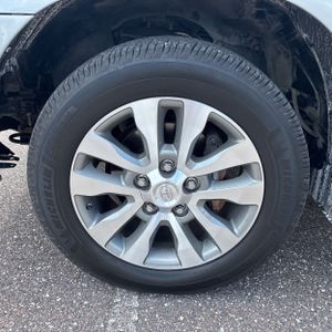 2016 Toyota SEQUOIA LIMITED — миниатюра 17
