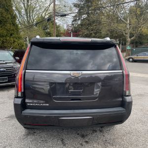 CADILLAC ESCALADE STANDARD - 7