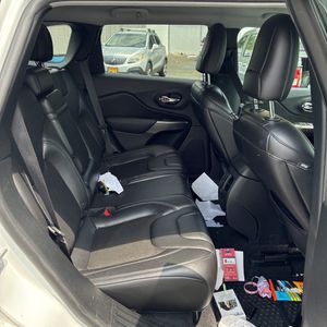 صورة مصغرة 33 لـ 2019 JEEP CHEROKEE LATITUDE PLUS