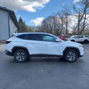 HYUNDAI TUCSON HYBRID BLUE - 10