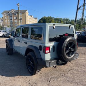 صورة 5 لـ 2023 JEEP WRANGLER SPORT