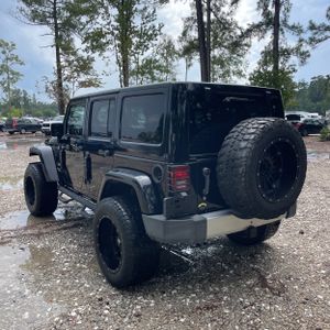 صورة 5 لـ 2014 JEEP WRANGLER UNLIMITED SAHARA