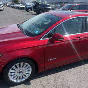 FORD FUSION HYBRID SE - 2
