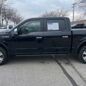 FORD F-150 PLATINUM - 4