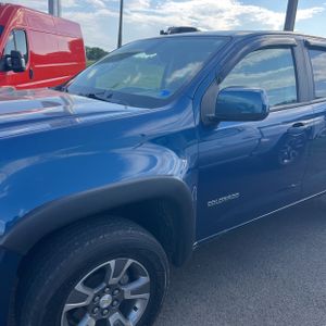CHEVROLET COLORADO Z71 - 2