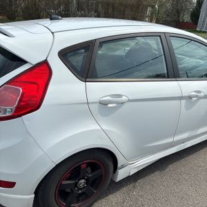FORD FIESTA ST - 9
