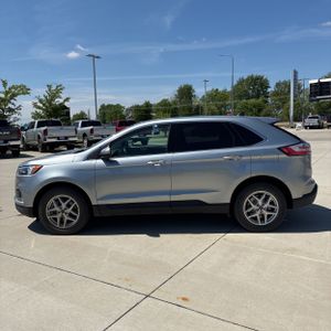 FORD EDGE SEL - 3