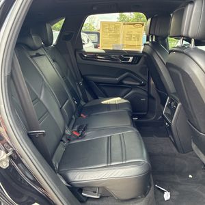 صورة مصغرة 34 لـ 2019 Porsche CAYENNE BASE
