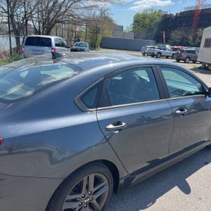 KIA FORTE GT-LINE - 9