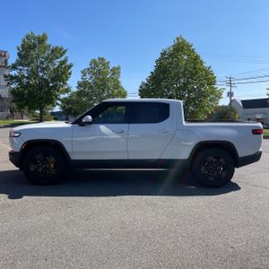 صورة 3 لـ 2022 Rivian R1T ADVENTURE