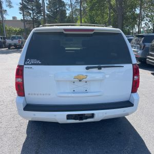 CHEVROLET SUBURBAN LT - 7