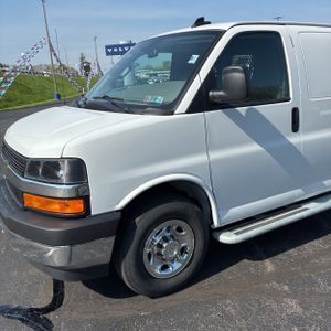 CHEVROLET EXPRESS CARGO G2500 CARGO VAN SWB - 2