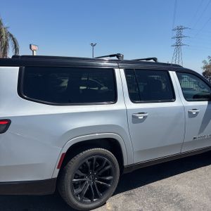 صورة 9 لـ 2024 JEEP GRAND WAGONEER L OBSIDIAN