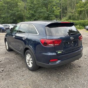 2019 KIA SORENTO LX V6 — фото 5