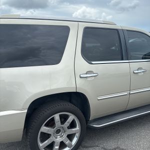 2014 Cadillac ESCALADE LUXURY 照片 9