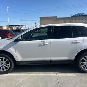 FORD EDGE SEL - 4