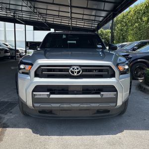2025 Toyota 4RUNNER SR5 缩略图 14