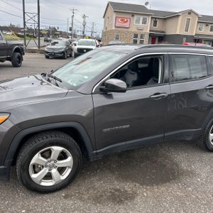 JEEP COMPASS LATITUDE - 2