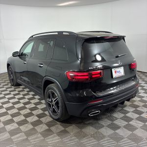 MERCEDES-BENZ GLB - 5