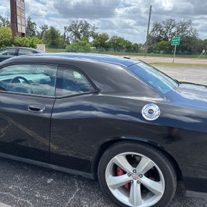 DODGE CHALLENGER - 6