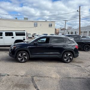 VOLKSWAGEN TAOS SE 4MOTION - 3