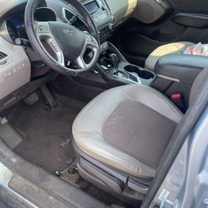 2012 Hyundai TUCSON GLS — миниатюра 31