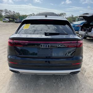 AUDI Q8 PREMIUM PLUS 55 TFSI QUATTRO - 7
