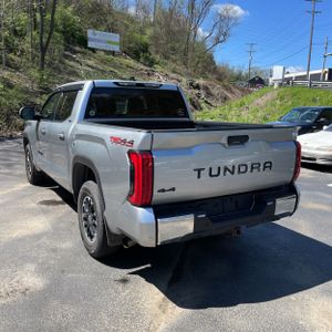 TOYOTA TUNDRA - 5