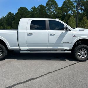2022 RAM 3500 LARAMIE 照片 11