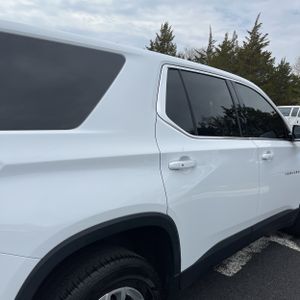 CHEVROLET TRAVERSE LS - 9