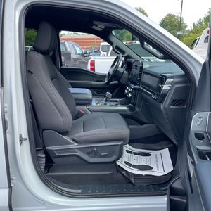 صورة مصغرة 33 لـ 2023 FORD F-150 XLT