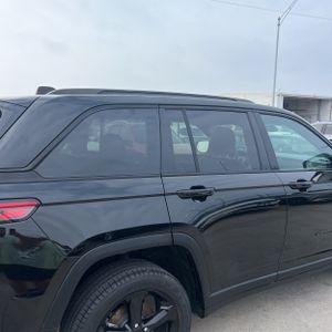 JEEP GRAND CHEROKEE LIMITED - 9